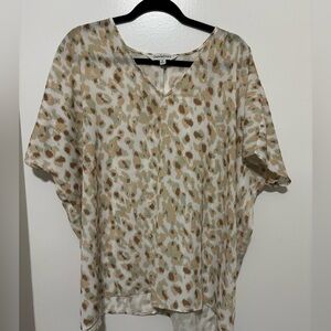 DAVI & DANI oversized top, size M